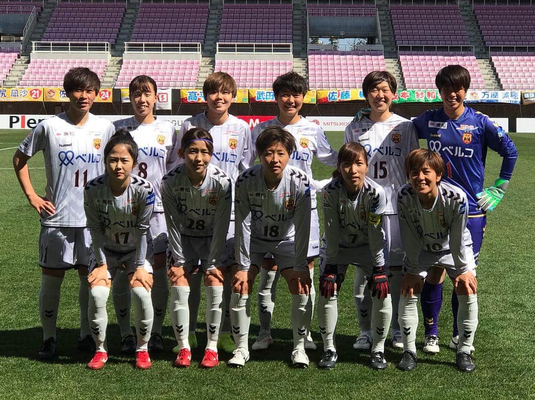 八坂芽依のインスタグラム：「vsベガルタ仙台0-0 引き分けでした。 次節はアルビ戦です。 次節に向けて引き続き頑張ります⚽️ 寒い中、応援ありがとうございました！」
