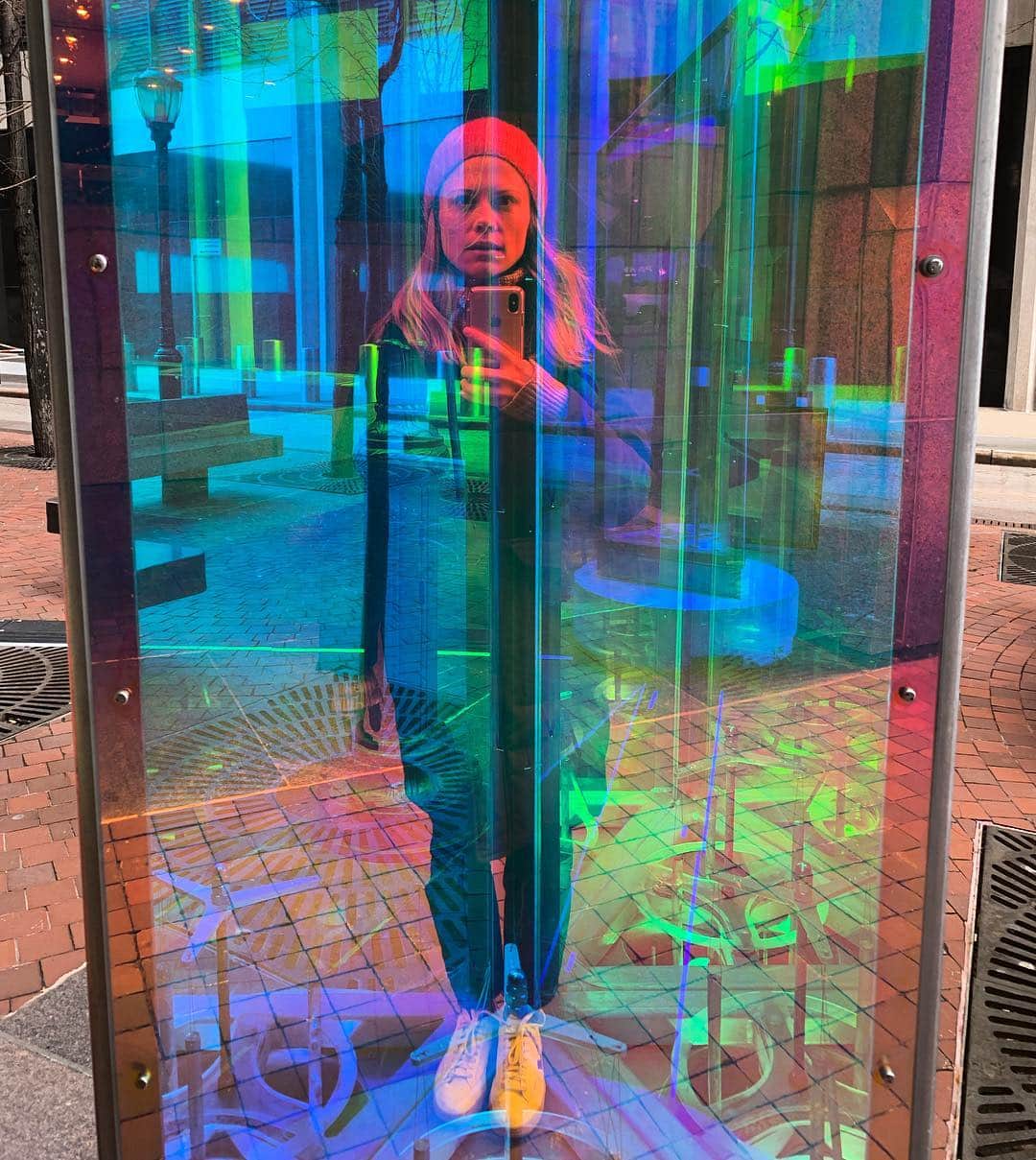 クレア・コフィーのインスタグラム：「Beam me up already. #Prismatica @downtownnyc」