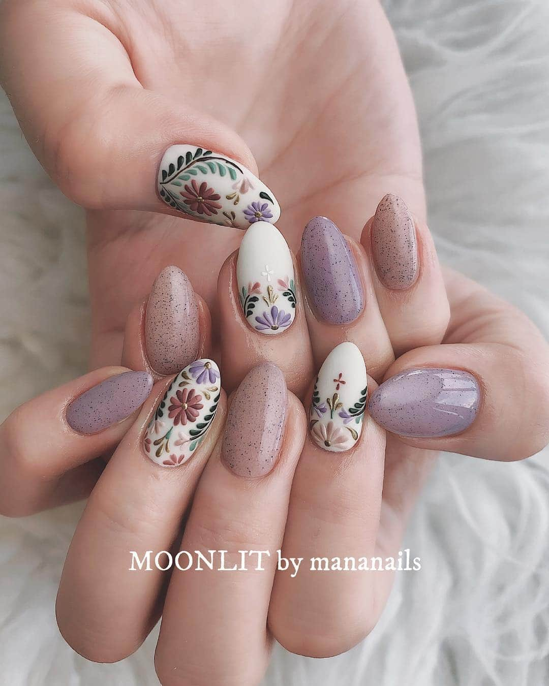 mananailsさんのインスタグラム写真 - (mananailsInstagram)「embroidery❁ ㅤ ☾120min design」3月24日 21時58分 - mananails