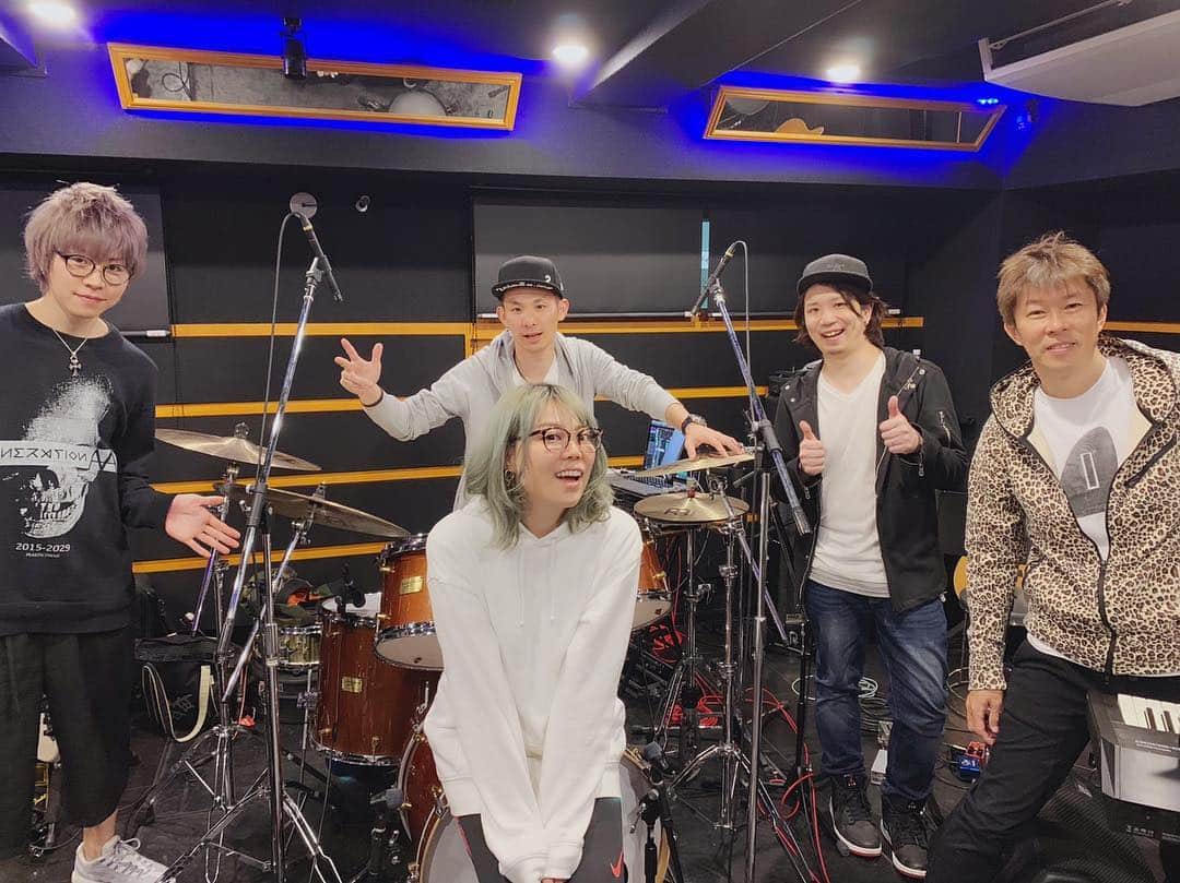 菅原紗由理のインスタグラム：「わっほい！4/8 菅原紗由理10周年記念ワンマン リハーサル初日💜🌹💜 #THESxPLAY #菅原紗由理 #菅原紗由理10周年記念ワンマンライブ」