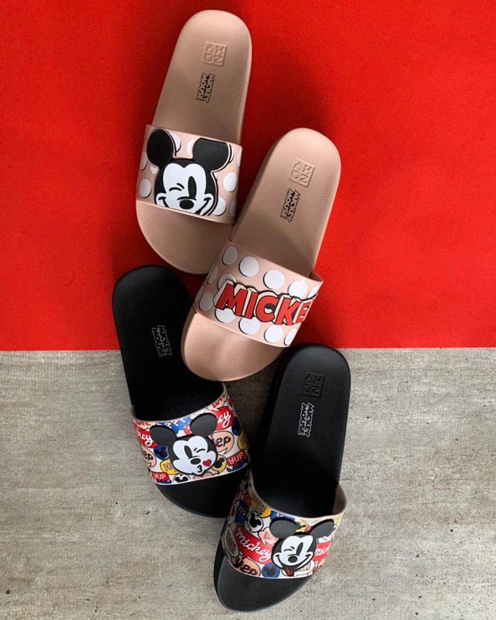 のインスタグラム：「Eles são descontraídos e perfeitos para seu rolê 😍 Assim fica fácil ficar pop né? Corre pra loja virtual e garanta já seu #ZaxyMickeyPop favorito」