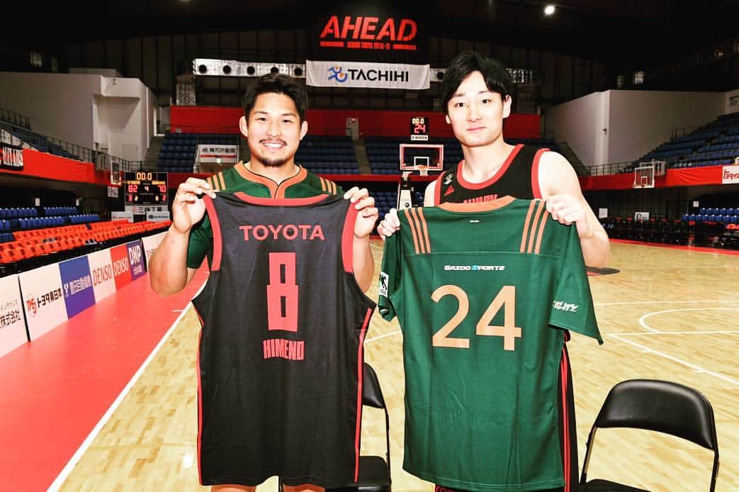 のインスタグラム：「🏀x🏉」