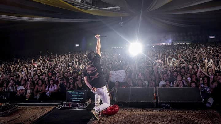 Jorge & Mateusさんのインスタグラム写真 - (Jorge & MateusInstagram)「Obrigado, Blumenau. Obrigado Santa Catarina! Foi lindo demais reencontrar todos vocês. Um beijooo e até a próxima!!! #JeMemBlumenau」3月24日 22時36分 - jorgeemateus