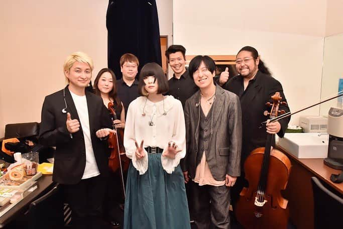 ホリエアツシさんのインスタグラム写真 - (ホリエアツシInstagram)「ロッキンカルテット🎻🎻🎻🎻🎹🎤🎤 楽しかった！ このタイミングだったから、奇跡みたいに色々なコトが叶ったんだと思います🌃 感謝やなぁ🥺 #ロッキンカルテット #rockinquartet  #NAOTO #majiko #ホリエアツシ」3月24日 22時50分 - a.horie