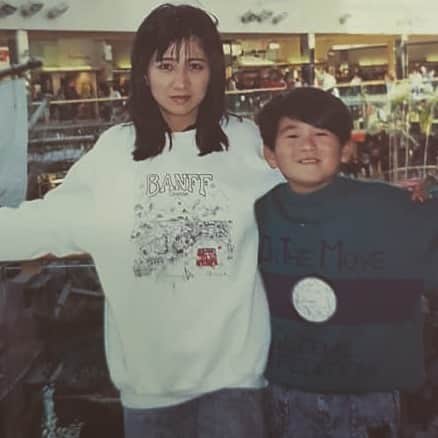 曹格格さんのインスタグラム写真 - (曹格格Instagram)「My mom and I  #曹小格」3月24日 23時26分 - supergarychaw