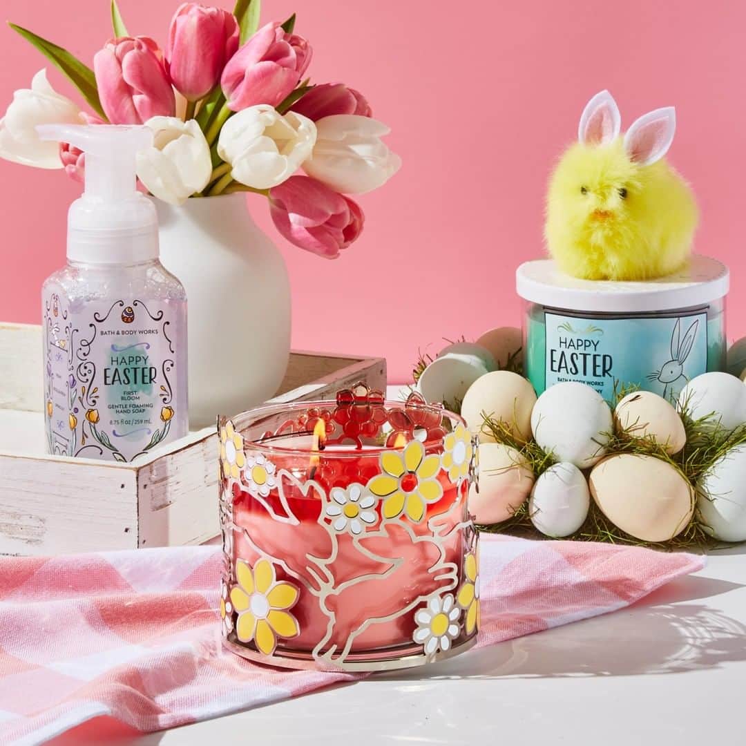 Bath & Body Worksさんのインスタグラム写真 - (Bath & Body WorksInstagram)「Leave a 🐰 if you're decorating for Easter this weekend! Hop on over to our Story to see some of our favorite inspiration shared by YOU!」3月25日 0時00分 - bathandbodyworks