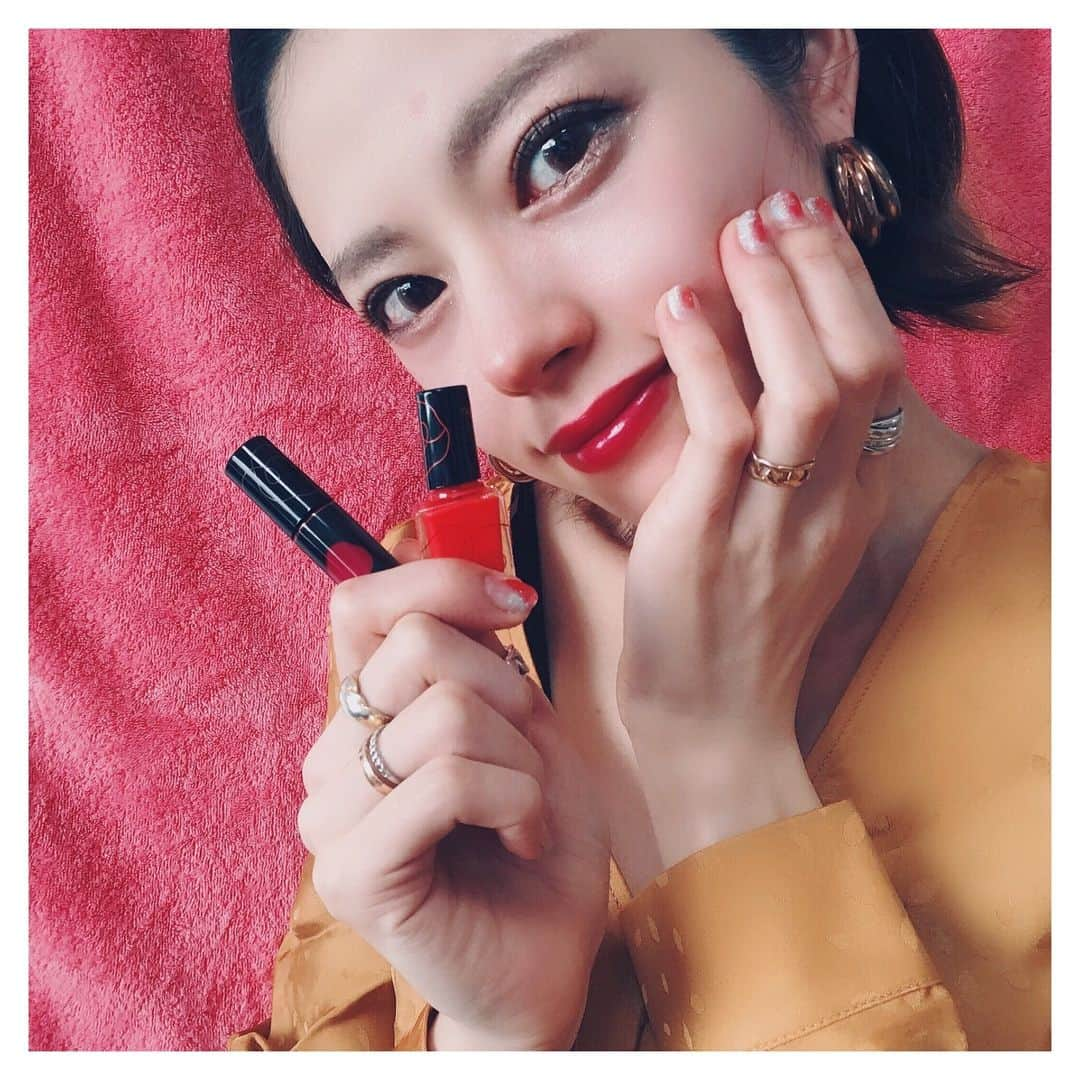 高木美知瑠さんのインスタグラム写真 - (高木美知瑠Instagram)「. SHISEIDO  PICO𓂃💋·˖ᐝ . 𝙻𝚒𝚙┈ 𝟢𝟨. 待ち合わせ 𝙽𝚊𝚒𝚕┈ 𝟢𝟪. 本命 . かわいい色たち ◟̆◞̆ ┈♡♡ ほんでこのリップ発色めちゃくちゃいいし ぷるぷるにしてくれる🥰💄﻿·˖✶！ #shiseidoginzatokyo #shiseidomakeup #picoshiseido #sweet #shiseido #pr #tokyo#japan#nail#nails#cosme#cosmetic#cosmetics#color#pink#red#self#selfie#lip#gloss#ネイル#グロス#リップ#スウィートインスタ #gn ☾︎.*·̩͙」3月25日 0時51分 - michiru_takagi