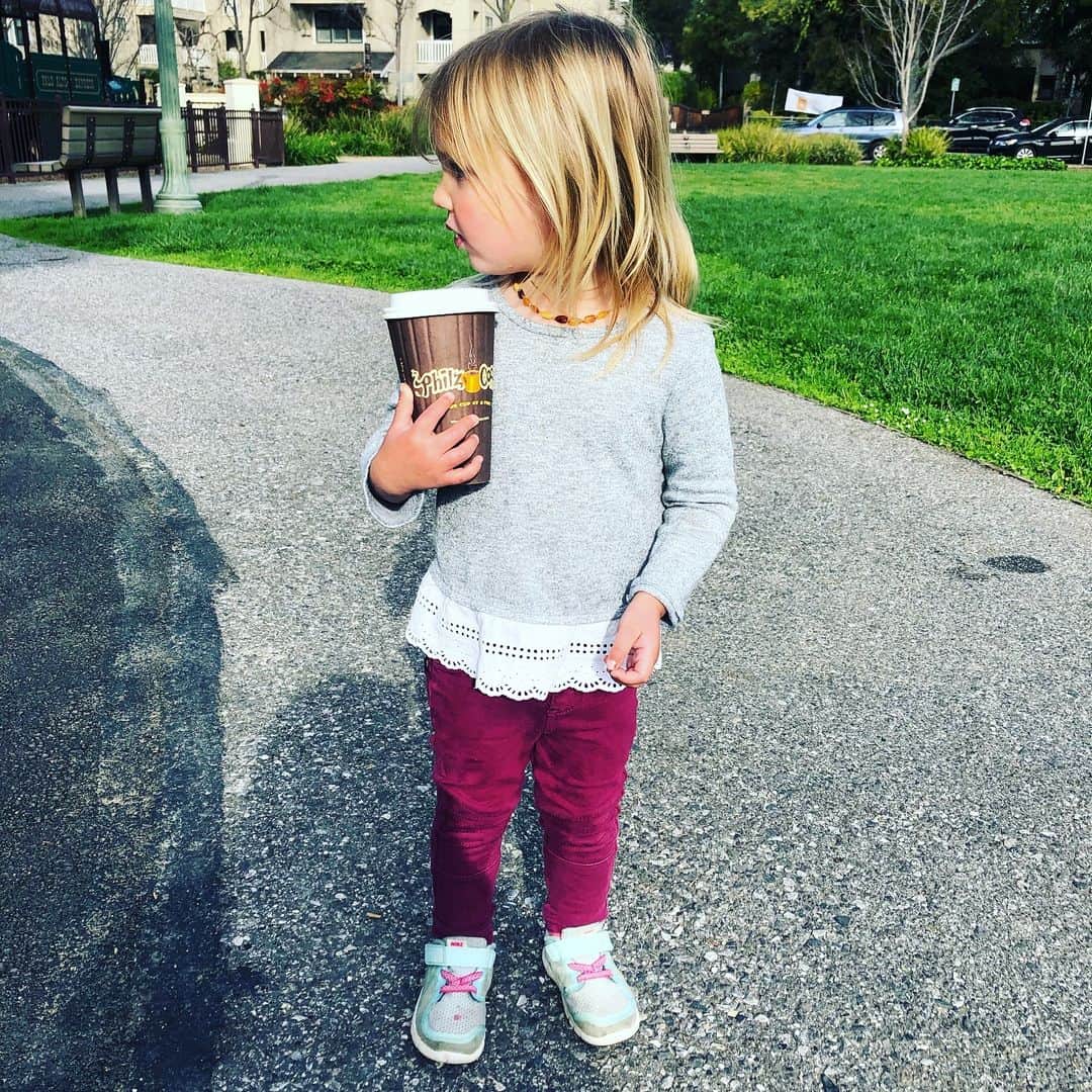トニー・アゼベドのインスタグラム：「Morning in #paloalto means a stop @philzcoffee」