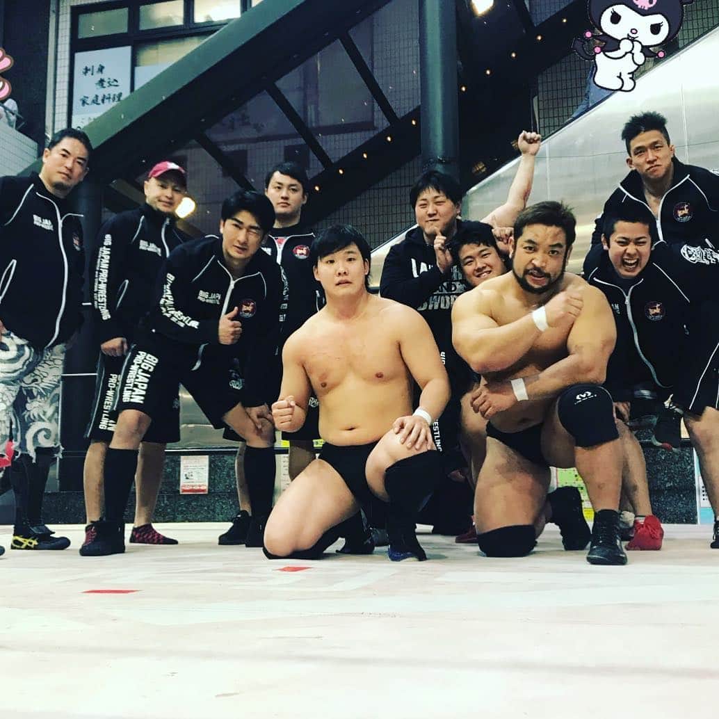 のインスタグラム：「商店街プロレス プララ杉田でしたね❗️ 普段はリングの上ですがリングの下からセコンドで見る景色はだいぶ違って見えて新鮮でしたw #bjw」