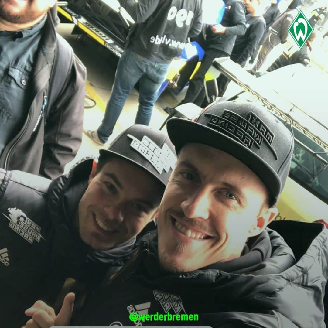 ヴェルダー・ブレーメンさんのインスタグラム写真 - (ヴェルダー・ブレーメンInstagram)「#freieswochenende. 🙃👍🏼 _______ #werder #bremen #svw #Wochenende #qualitytime #travel #relax #Pizarro #Kruse #Sahin #Osako #repost」3月25日 2時02分 - werderbremen