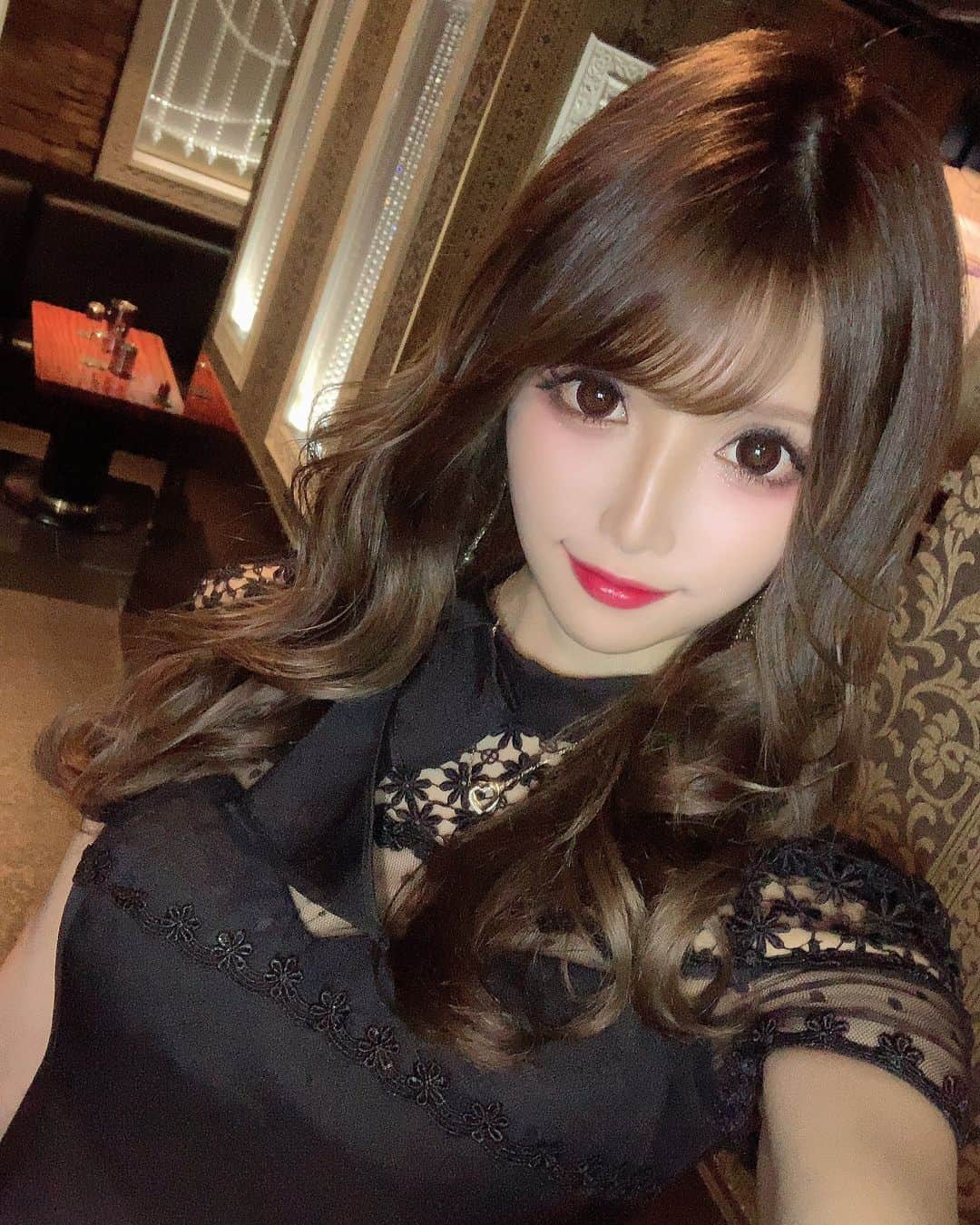 桜咲乃愛さんのインスタグラム写真 - (桜咲乃愛Instagram)「写真溜まりすぎて全然載せられてない（笑）🤣💕 #出勤#歌舞伎町#歌舞伎町キャバ嬢 #桜咲乃愛#巻き下ろし」3月25日 2時43分 - noasama1101