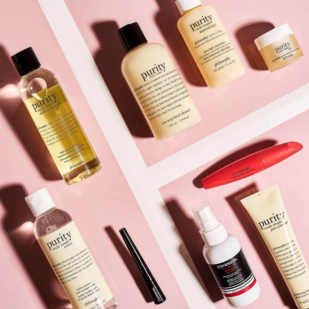 COVERGIRLさんのインスタグラム写真 - (COVERGIRLInstagram)「✨sweepstakes!✨This one’s for you beauty lovers! We've teamed up with @lovephilosophy to give away our Outlast Active collection that has #24hourstaypower & the new philosophy purity made simple collection that will help 5 lucky winners take it all off! entry details below: follow @lovephilosophy and @covergirl - tag a covergirl in a comment below -  for additional entries, leave one more comment tagging another covergirl. open to u.s. residents, 18+. no purchase necessary. sweeps ends 3/31 11:59pm est. winners will be contacted via dm. #lovephilosophy #IAmWhatIMakeUp #sweepstakes #giveaway」3月25日 2時42分 - covergirl