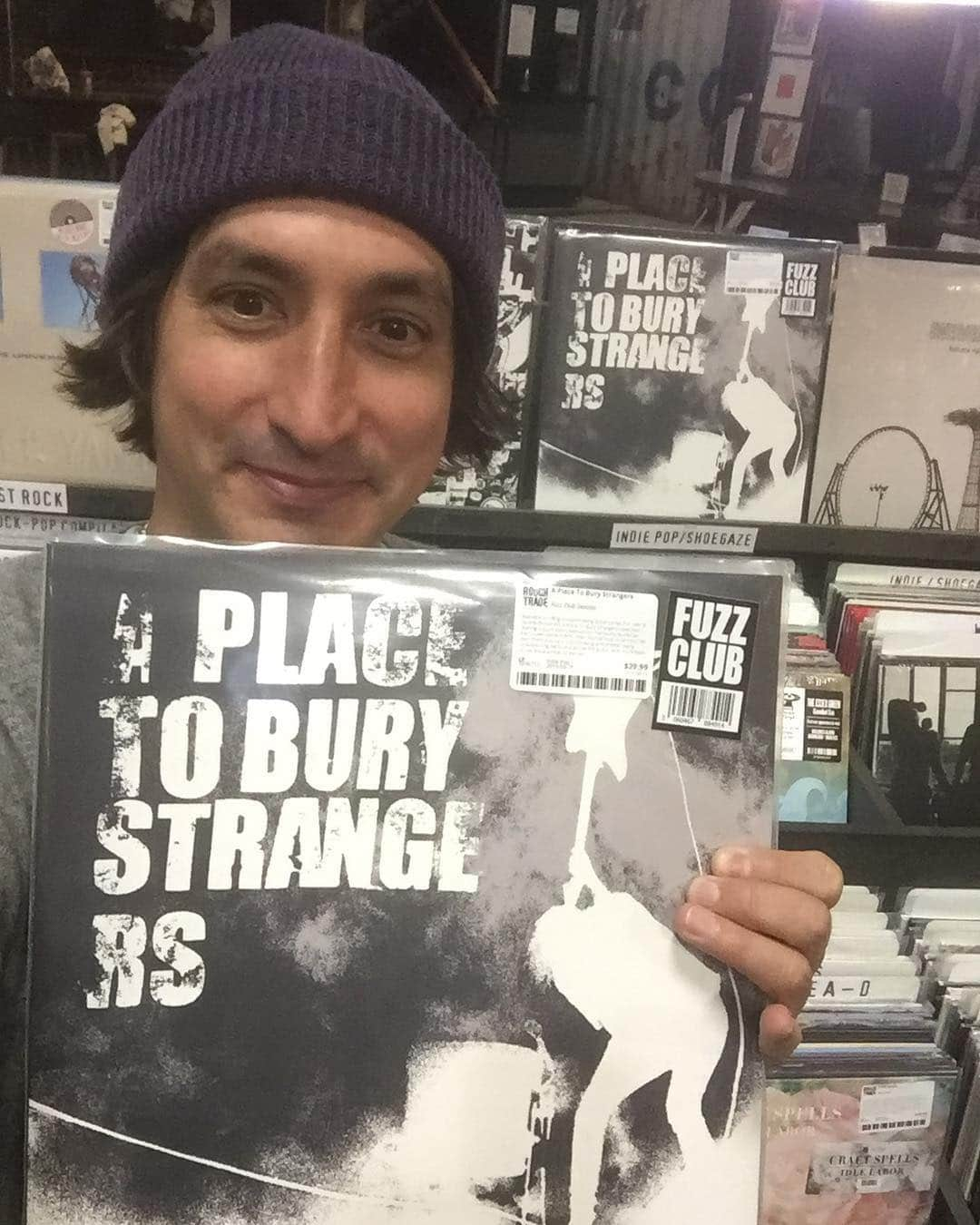 A Place to Bury Strangersのインスタグラム