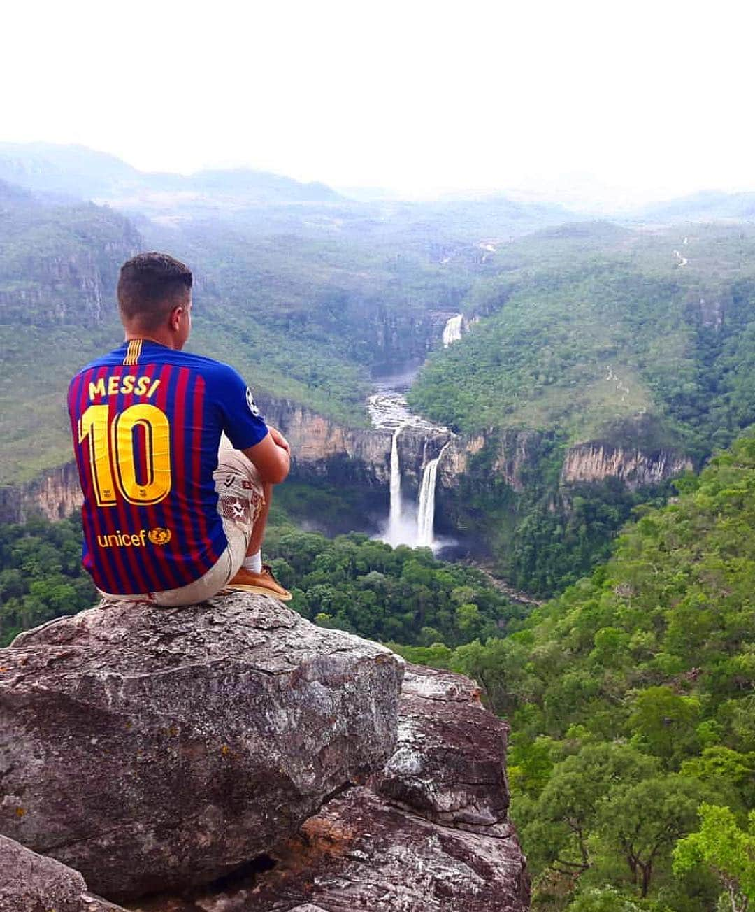 FCバルセロナさんのインスタグラム写真 - (FCバルセロナInstagram)「👋 #BarçaFans in Brasil 🇧🇷 📷 Where are you cheering for Barça? Share pics of your city with #BarçaFans 💙❤️ 📷 ¿Desde dónde animáis al Barça? Enséñanos tu ciudad usando el hashtag #BarçaFans 💙❤️ 📷 Des d'on ens segueixes? Ensenya'ns on vius amb l'etiqueta #BarçaFans 💙❤️ ・・・ #Repost @feernando_0 — #ForçaBarça #Brasil #BarçaWorld」3月25日 3時12分 - fcbarcelona