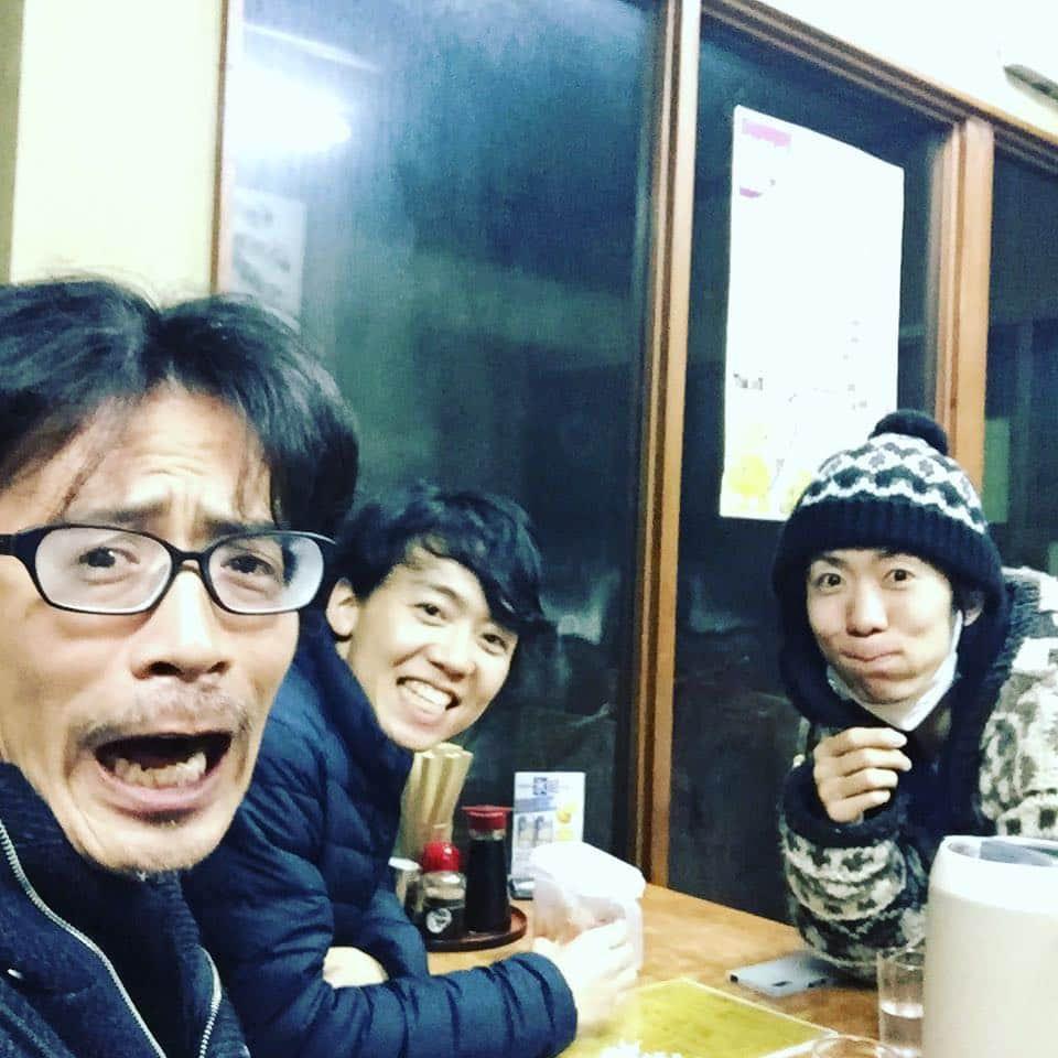 岸田繁さんのインスタグラム写真 - (岸田繁Instagram)「はたのくん、松井、アタイ。」3月25日 3時22分 - kishidashigeru