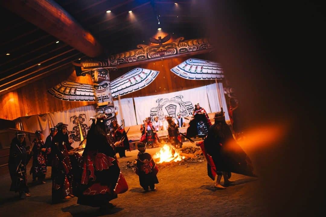 National Geographic Travelさんのインスタグラム写真 - (National Geographic TravelInstagram)「Photo by @max.lowe | Sacred to the culture of tribes of the Northwest, the Potlatch is so much more than a sacred celebration. A way by which community is strengthened, relationships within the tribe are sured, and young people are brought into adulthood, these events are a cornerstone in the bedrock of how the First Nations People of the PNW have founded their societies for as long as memory serves」3月25日 4時02分 - natgeotravel