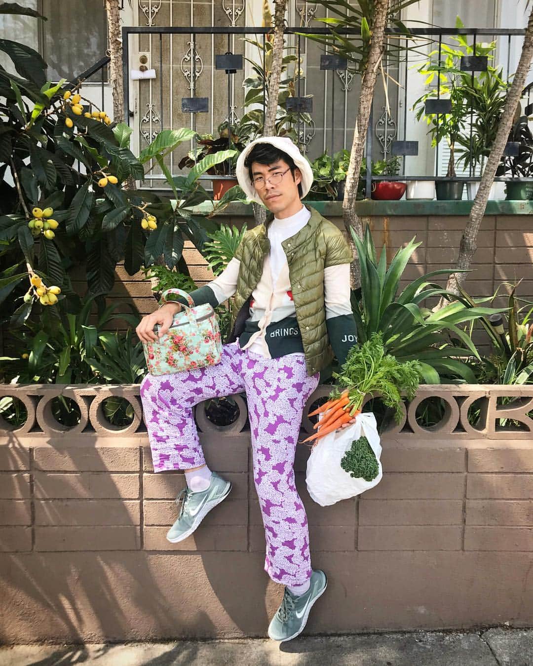 のインスタグラム：「Asian Grandma, but then make it fashion」