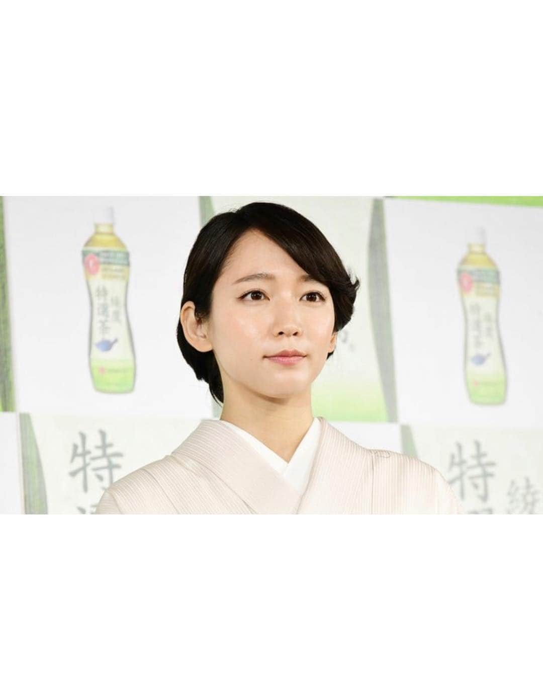 吉岡里帆さんのインスタグラム写真 - (吉岡里帆Instagram)「本日着ました桜色のお着物は "新装大橋"さん、小物類は"撫松庵"さんのものでした。  私が付けさせて頂いた帯は春と秋 両方使える仕様で、本日は春のイベントなのでスミレやつくしが表にきています。」4月8日 23時12分 - riho_yoshioka