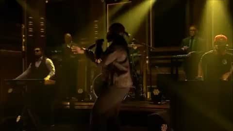 ヨアン・ベナルアンのインスタグラム：「070shake Santeria es el fuego que yoconozco @kingpush」