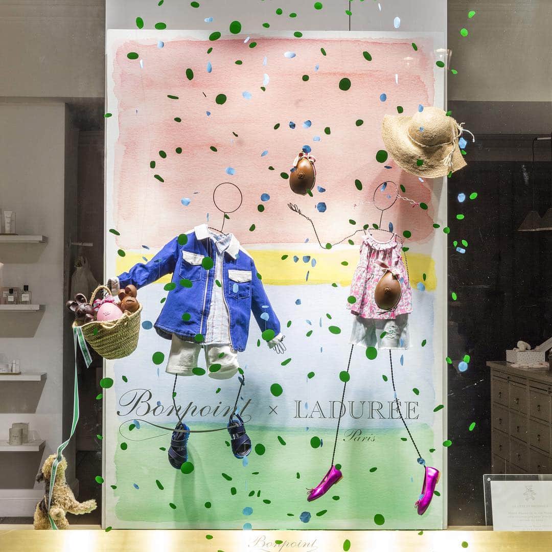 bonpointさんのインスタグラム写真 - (bonpointInstagram)「Unveiling the Bonpoint Royale windows to celebrate the Easter season! Come visit us and discover all the treasures of the collection. The Bonpoint wardrobe for the summer season is a dream for every boys and girls! Swipe left for more... . . . #BonpointxLaduree #Easter #Easterseason」4月8日 23時57分 - bonpoint