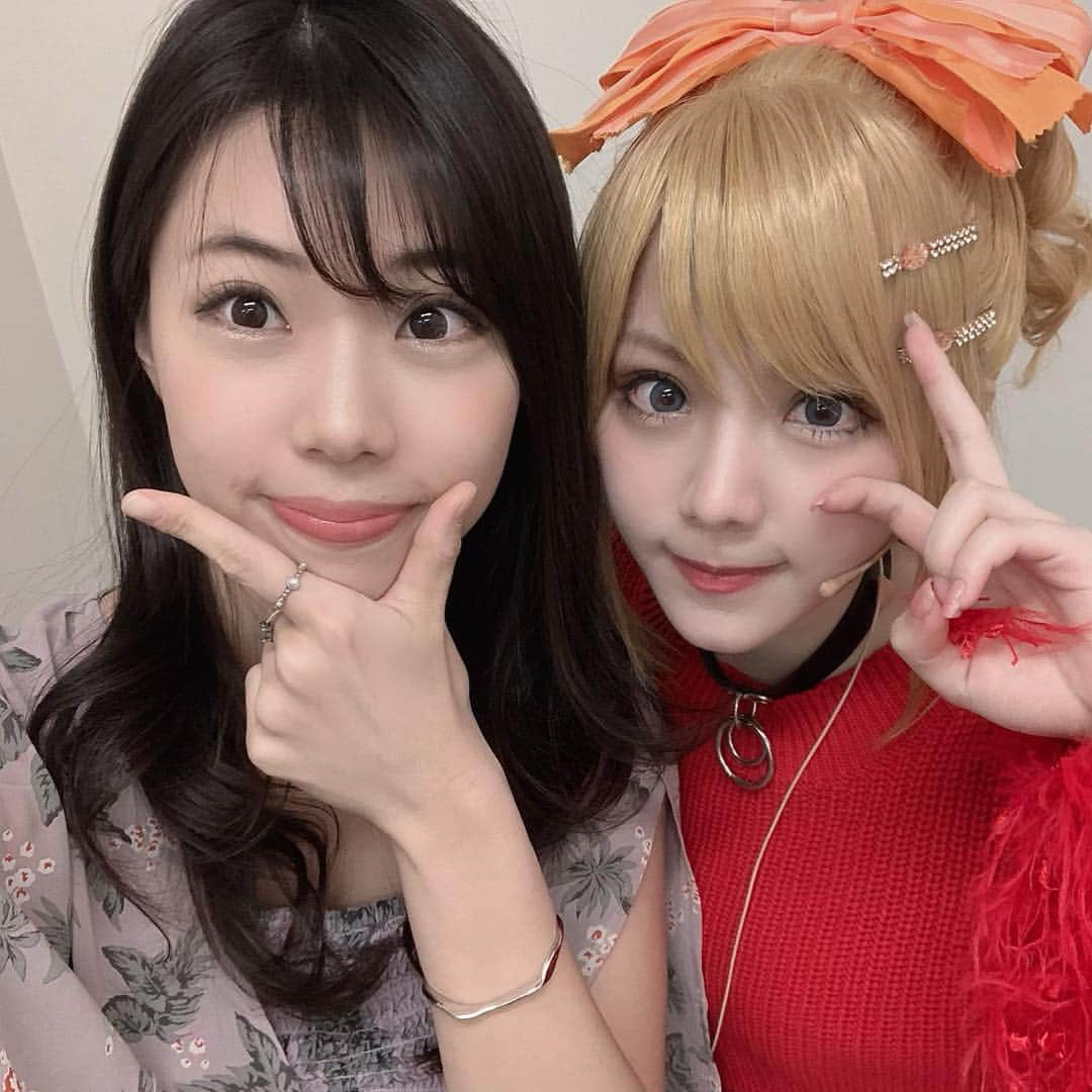 田中れいなさんのインスタグラム写真 - (田中れいなInstagram)「. 今日も悪ノ娘無事に終わりました♡ 来てくださった方･アフタートーク聞いて帰ってくださった方ありがとうございます💓💓 初演のときジェルメイヌやりよった ふみなちゃん来てくれたよ( ᐛ👐) 会えて嬉しいーーーーー. . てか きのうから写真📸私服なのにリリアンヌの頭のままだ……(笑) 現代に来たリリアンヌだ‪𐤔𐤔‬ ✽+†+✽――✽+†+✽――✽+†+✽―― #ミュージカル #悪ノ娘 #リリアンヌ #田中れいな #photo #Instagram #musical #instagramjapan」4月9日 0時12分 - tanakareina.lovendor