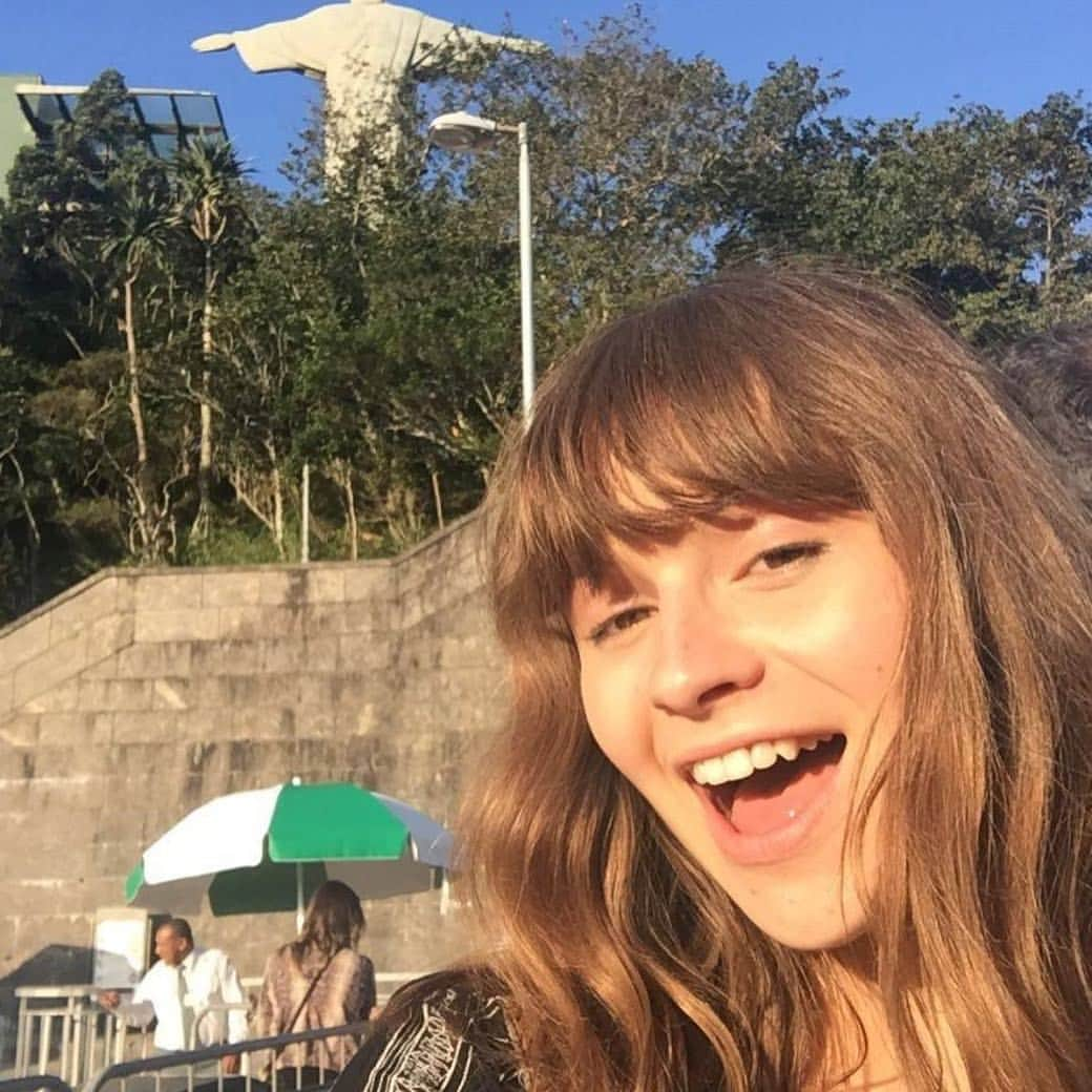 ガブリエル・アプリンさんのインスタグラム写真 - (ガブリエル・アプリンInstagram)「Looking back through old pics of when I went to Brazil.  I can't wait to return one day, I'm even learning Portugese! Bom gia, amo!  Lol 🇧🇷❤」4月9日 0時19分 - gabrielleaplin