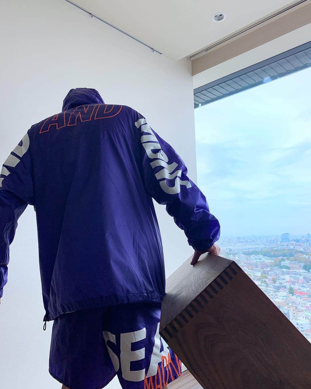 高木琢也さんのインスタグラム写真 - (高木琢也Instagram)「引っ越し中🚚🚚🚚💨 #dayoff #windandsea #madness #💜」4月8日 15時24分 - takagi_ocean