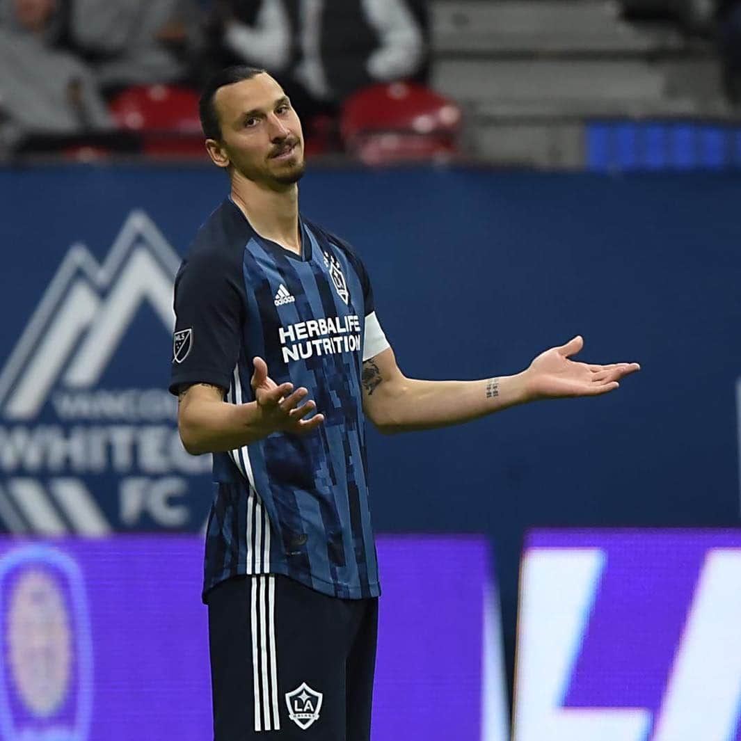ズラタン イブラヒモビッチさんのインスタグラム写真 ズラタン イブラヒモビッチinstagram When Your Goal Is Not Offside Lagalaxy 4月8日 15時36分 Iamzlatanibrahimovic