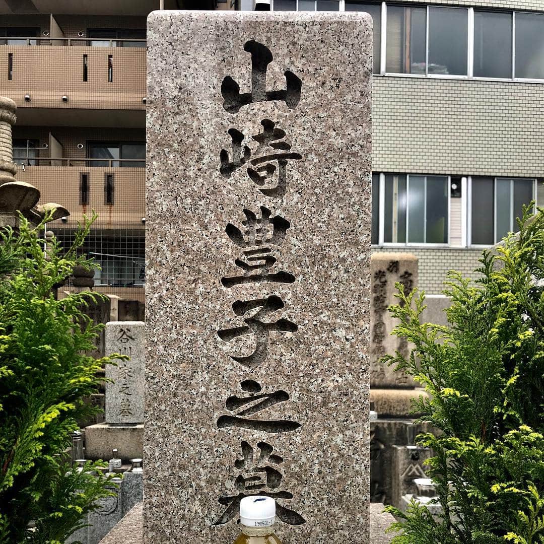 タカハタ秀太のインスタグラム：「御礼詣り。」
