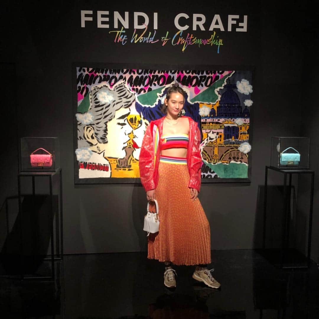 のインスタグラム：「こないだの @fendi のパーティーで🥰 #fendicraff ありがとうございました🙏🏻❤️ 綺麗な先輩方との久しぶりの写真で嬉しかったです🙏🏻😊」