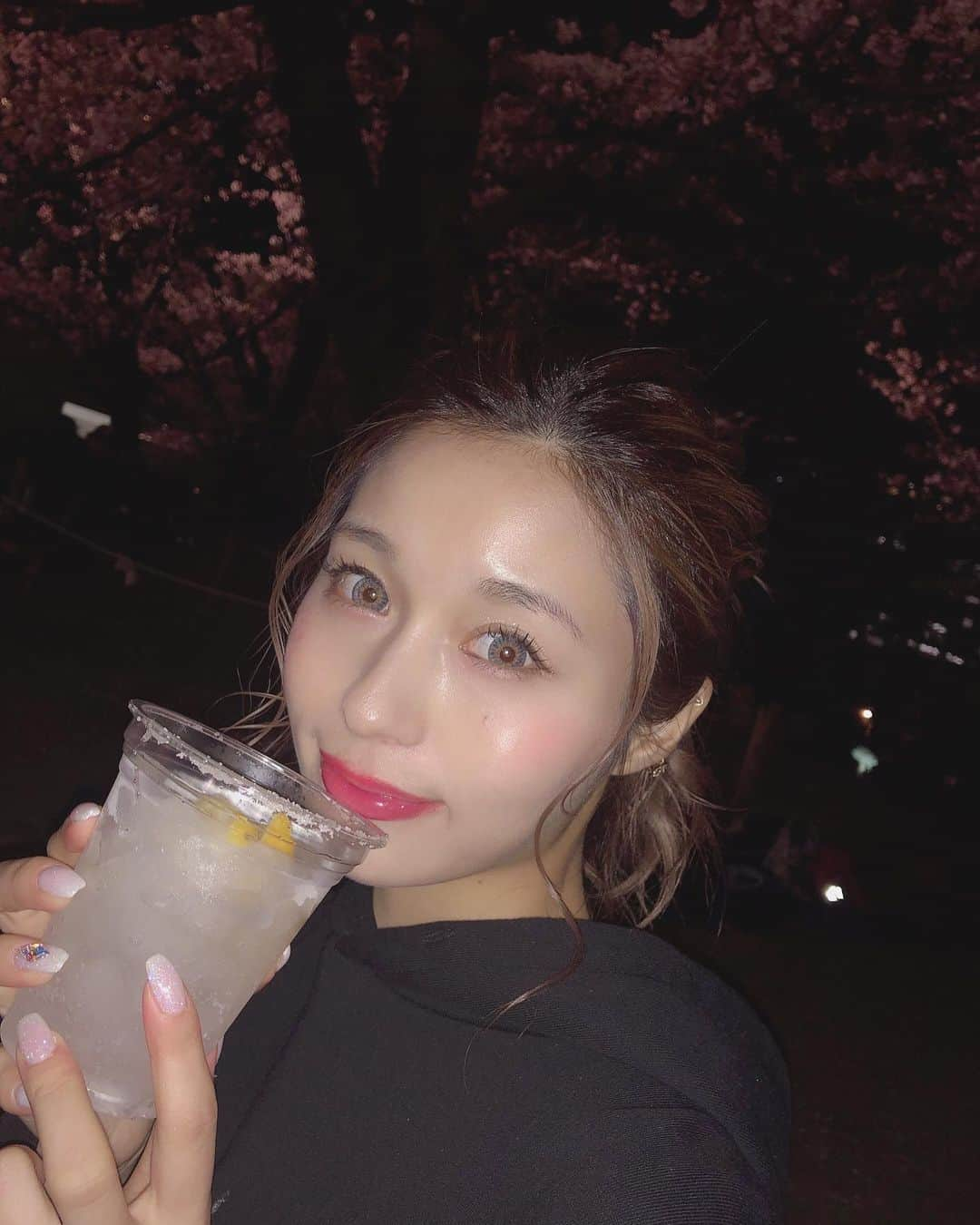 坂井朝香さんのインスタグラム写真 - (坂井朝香Instagram)「レモンサワーが大好き👏」4月8日 16時37分 - asaka_sakai_