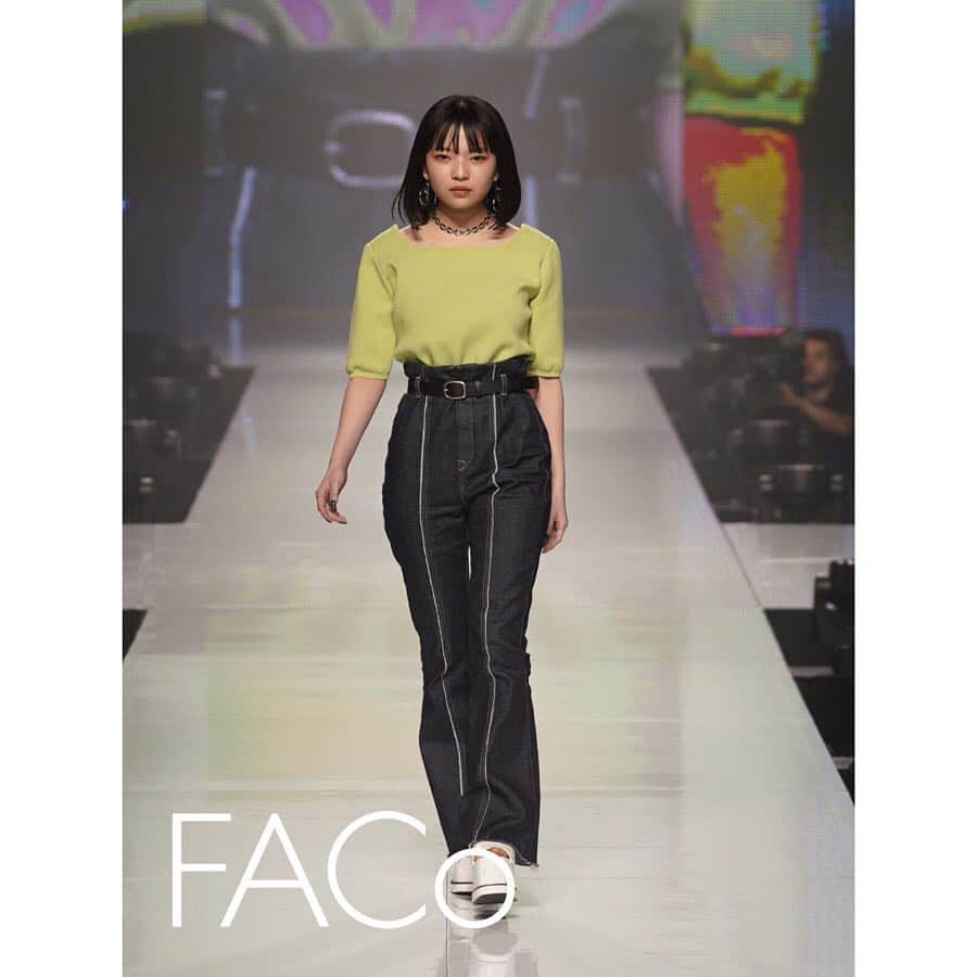 EMODAさんのインスタグラム写真 - (EMODAInstagram)「ㅤㅤㅤ 【FACo】 ㅤㅤㅤ FUKUOKA ASIA COLLECTION 2019 SPRING/SUMMER  #Reportㅤㅤㅤ ㅤㅤㅤ -MODEL- ・久間田琳加 @rinka_kumada0223 ㅤㅤㅤ  ㅤㅤㅤ ・八波涼佳 @yatsunami_ryoka ㅤㅤㅤ ・田中芽衣 @mei_tnk  ㅤㅤㅤ ・下村実生 @miki_shimomura_ㅤㅤㅤ  ㅤㅤㅤㅤㅤㅤ #EMODA #FACo #久間田琳加 #八波涼佳 #田中芽衣 #下村実生」4月8日 17時18分 - emoda_official