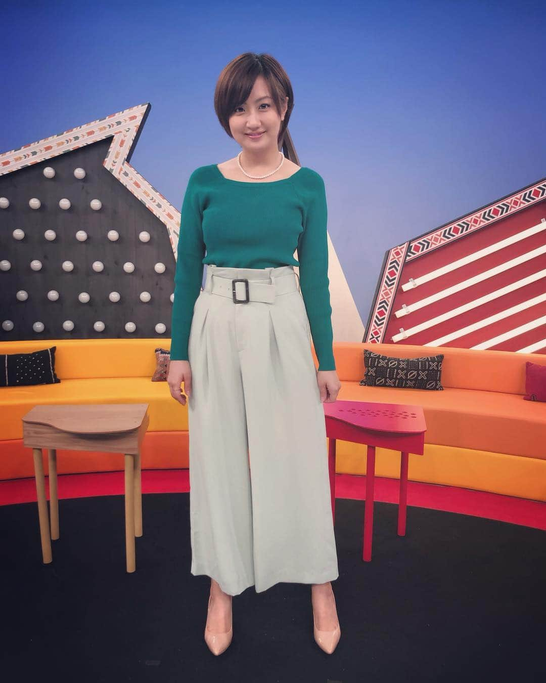 麻生夏子さんのインスタグラム写真 - (麻生夏子Instagram)「2019.4.6放送のtvk「吉田山田のドレミファイル」衣装。﻿ ﻿ @and.couture のニットとワイドパンツ。 春らしい色で可愛いです👏  3年目突入した、テレビ神奈川「吉田山田のドレミファイル」もよろしくお願いします✨ ﻿ #吉田山田のドレミファイル #andcoutre #instafashion #fashion #coodinate #ootd」4月8日 17時27分 - natsukoaso0806