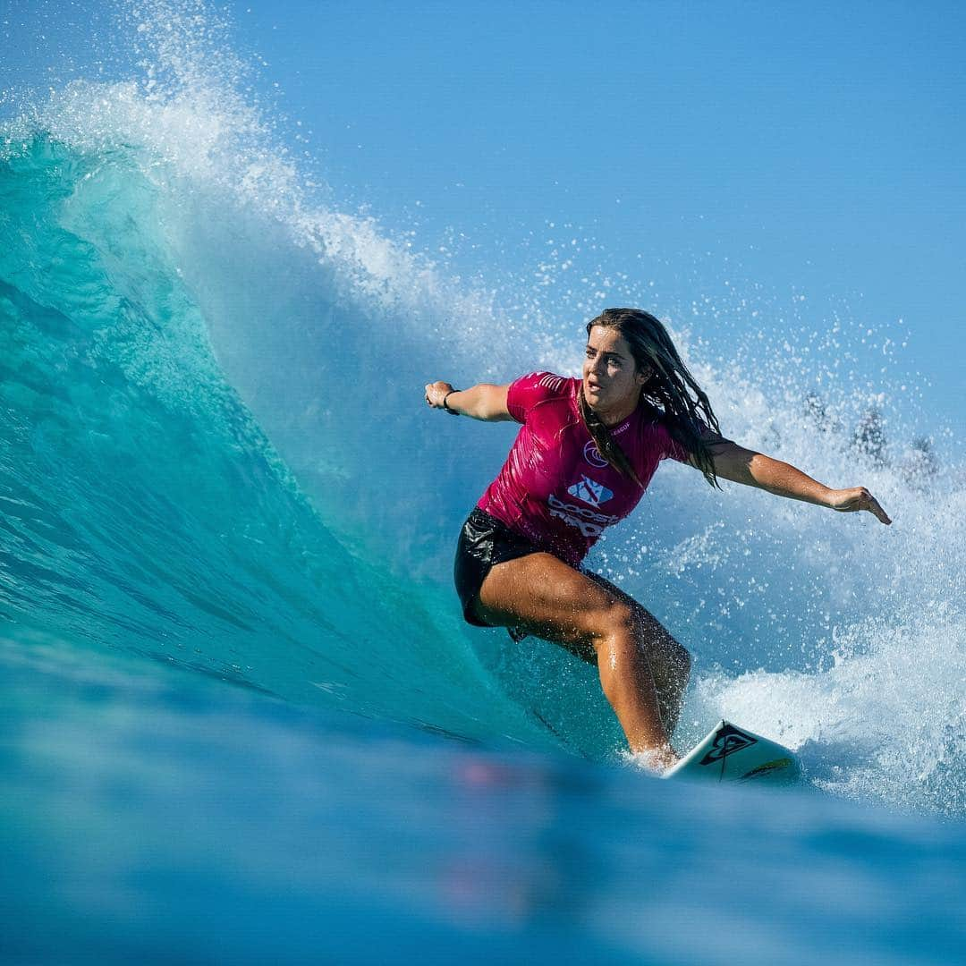 オリンピックチャンネルさんのインスタグラム写真 - (オリンピックチャンネルInstagram)「Caroline Marks 🇺🇸 and Italo Ferreira 🇧🇷 won the opening stop of the World Surf League, Championship Tour which took place at Duranbah Beach, Australia.  In addition to the year’s first elite surfing event, it also marked the first Championship Tour event to award equal prize money to the female and male competitors.  @wsl」4月8日 18時27分 - olympicchannel_x