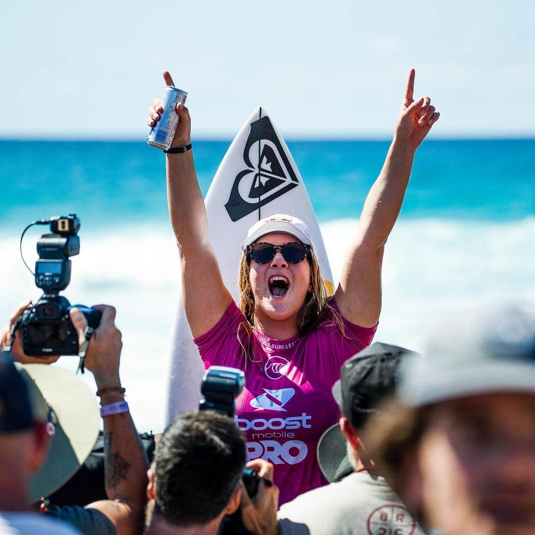 オリンピックチャンネルさんのインスタグラム写真 - (オリンピックチャンネルInstagram)「Caroline Marks 🇺🇸 and Italo Ferreira 🇧🇷 won the opening stop of the World Surf League, Championship Tour which took place at Duranbah Beach, Australia.  In addition to the year’s first elite surfing event, it also marked the first Championship Tour event to award equal prize money to the female and male competitors.  @wsl」4月8日 18時27分 - olympicchannel_x