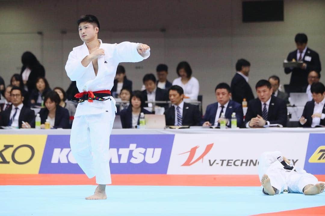 丸山城志郎さんのインスタグラム写真 - (丸山城志郎Instagram)「全日本選抜体重別選手権 優勝することができました！ 8月世界選手権も頑張ります。 皆さんの応援が凄く力になりました！ ありがとうございます。 #柔道#judo#全日本選抜#体重別#mikihouse#ミキハウス」4月8日 18時59分 - joshiromaruyama