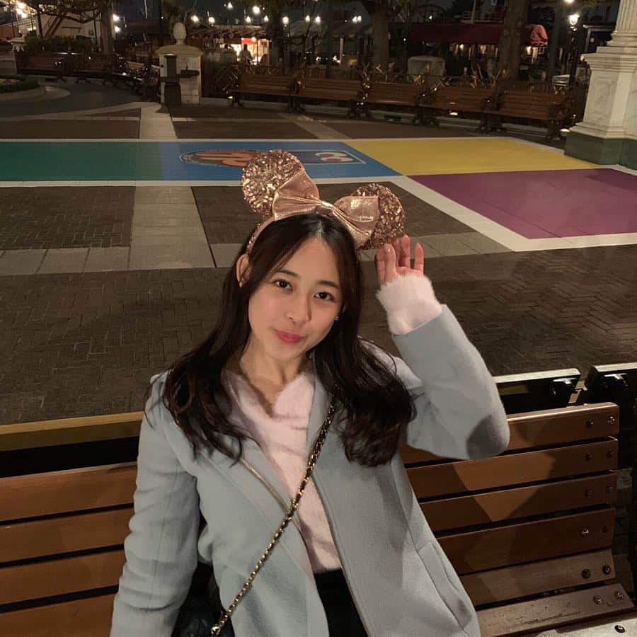 のインスタグラム：「夢の国行ってきたよ〜✌︎❤️」