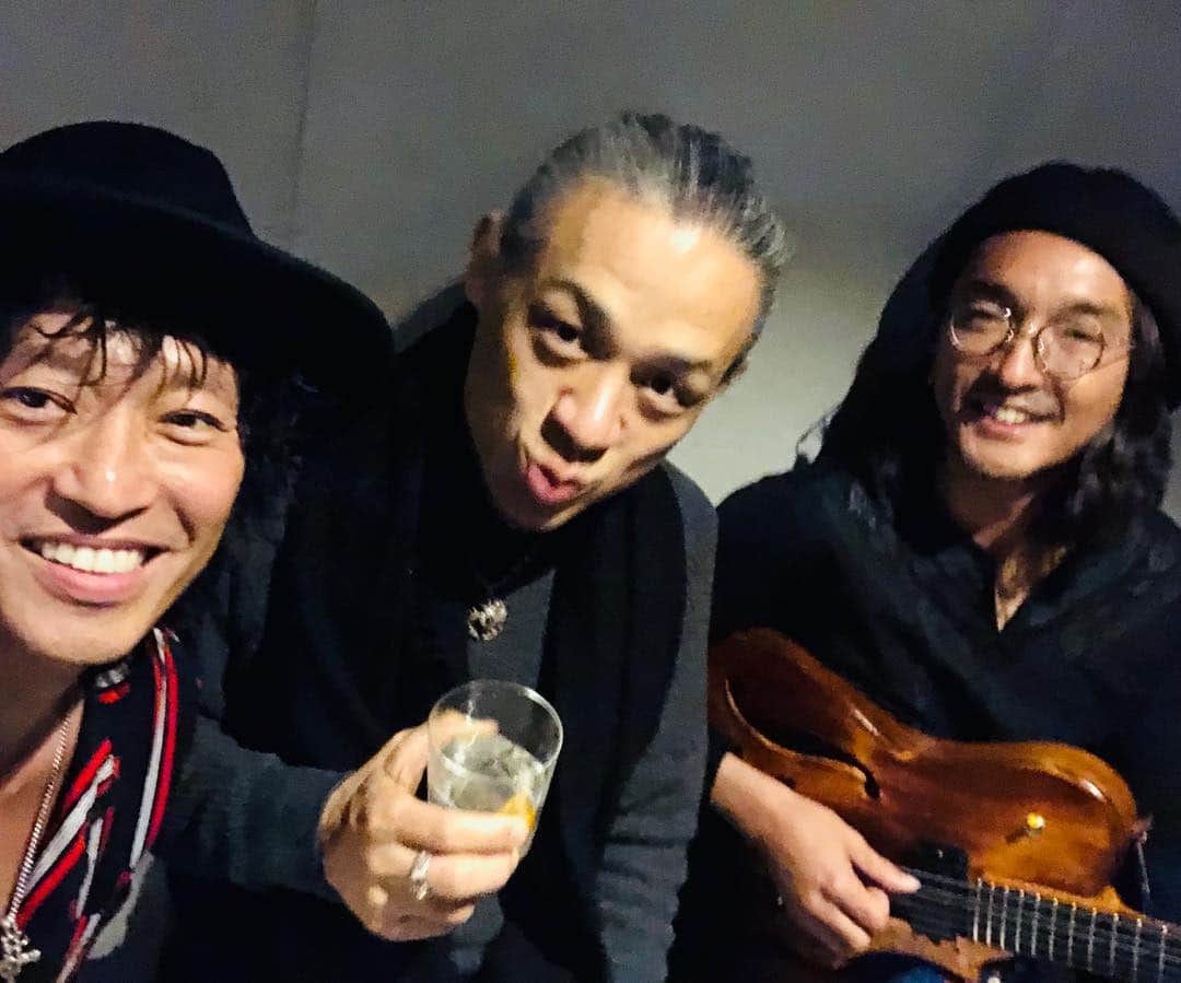 日野賢二さんのインスタグラム写真 - (日野賢二Instagram)「I’m so sorry I got double Booked! Shiho (FP)TKY (Toku,Yosuke) And TOMO and Hiroko Kokubu!!!今日はダブルブッキングしてしまって、大変申し訳ないです！@Germoglio.  Omotesando 表参道」4月8日 19時23分 - jinobass