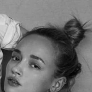 リヴ・オドリスコールのインスタグラム：「Caption? 🤷🏼‍♀️」