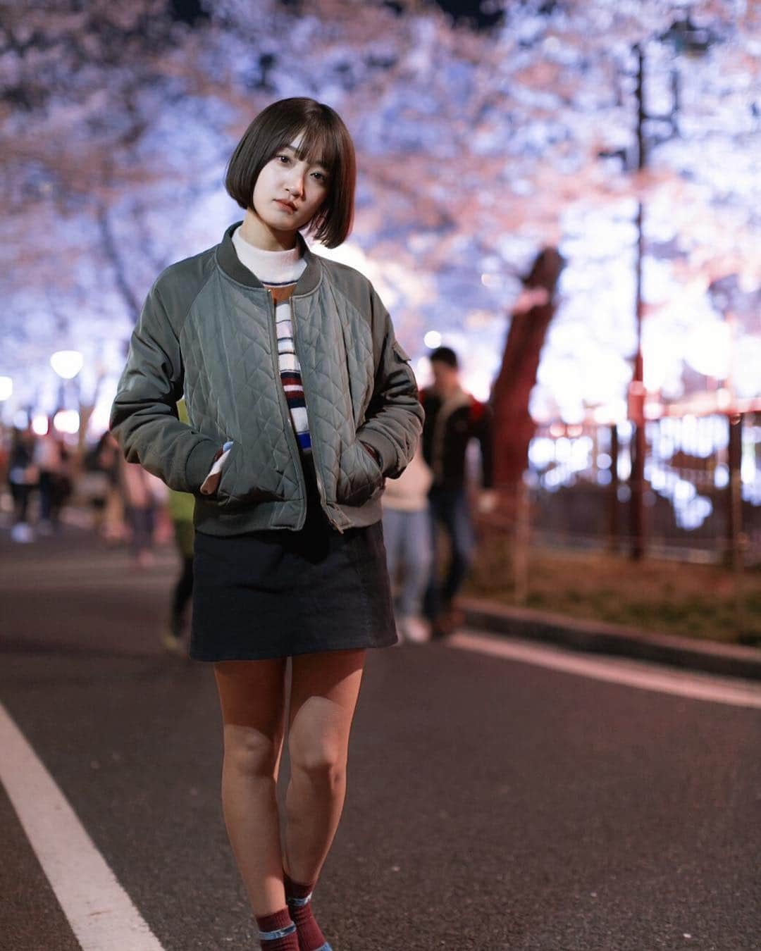 栗野春香（はっちゅん）さんのインスタグラム写真 - (栗野春香（はっちゅん）Instagram)「﻿ ﻿ .﻿ ﻿ ﻿ お花見でこんないきってる人みたことない🥺﻿ ﻿ .﻿ ﻿ ﻿﻿ #お花見 #お花見コーデ #目黒川 #桜 #さくら #sakura  #japanesegirl #japaneseactress」4月8日 19時24分 - kurino_haruka