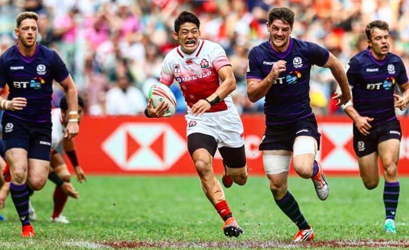 藤田慶和さんのインスタグラム写真 - (藤田慶和Instagram)「Day3 Hong Kong7s🐉 vs Wales🏴󠁧󠁢󠁷󠁬󠁳󠁿 38 - 7✅ vs Kenya🇰🇪 21 - 12✅ vs Scotland🏴󠁧󠁢󠁳󠁣󠁴󠁿 24 - 26❎ 2勝1敗で最終順位が10位でした！WSで勝利したときの喜びは格別！支えてもらった方々やセブンズの仲間にいい報告ができそうです👍 次のシンガポール🇸🇬大会でもう一つ成長できるように頑張ります！応援よろしくお願いします🙇‍♂️ #hongkong7s #セブンズ #日本代表 #sevens #japan #rugby」4月8日 19時43分 - yoshikazu15