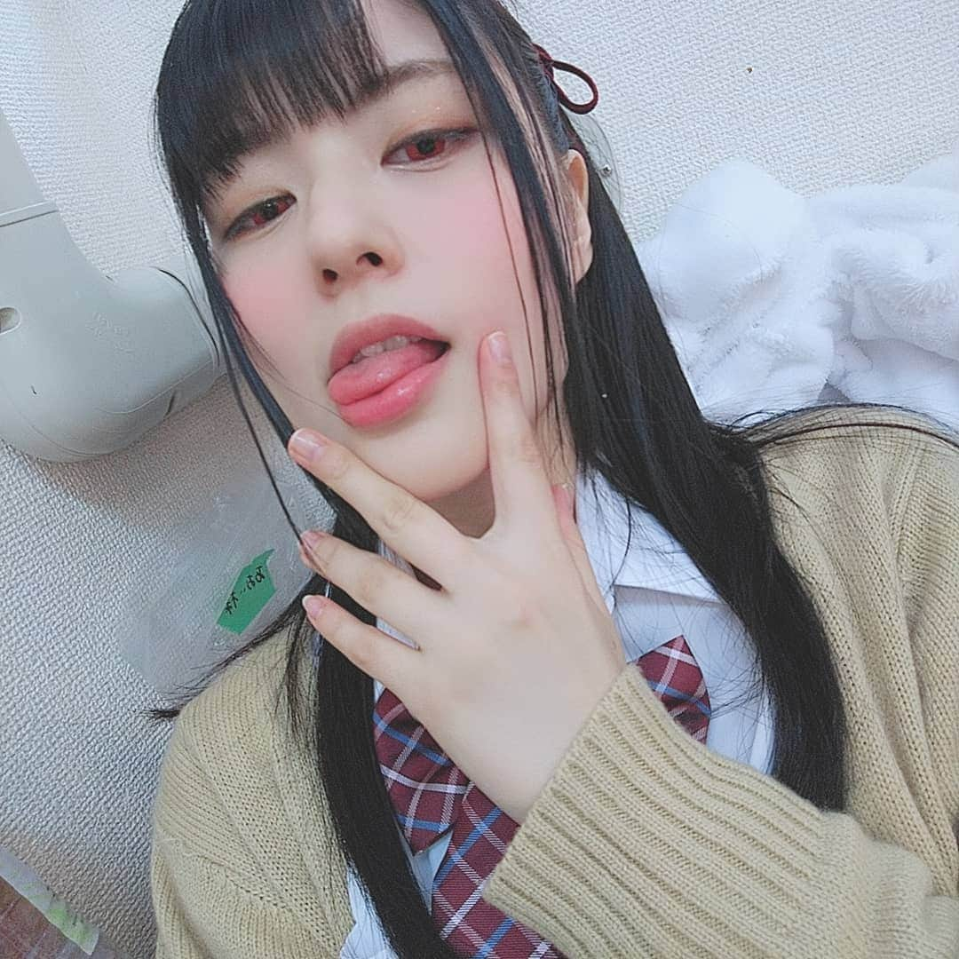 藤波さとりさんのインスタグラム写真 - (藤波さとりInstagram)「ルビーの瞳、長いまつげの #ヴァンパイアガール　ではない( ˘ω˘ ) #av女優 #藤波さとり」4月8日 19時59分 - satorisano_