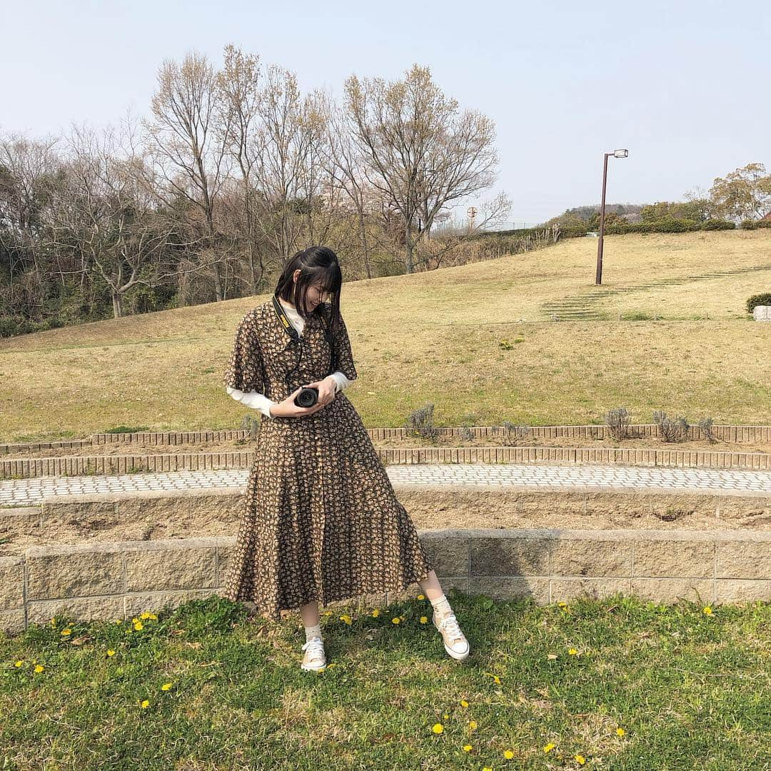 松岡花佳さんのインスタグラム写真 - (松岡花佳Instagram)「お気に入りのワンピース着てお花見した〜🌸 #ギャフトーキョー  #87コーデ」4月8日 20時31分 - hanakamatsuoka