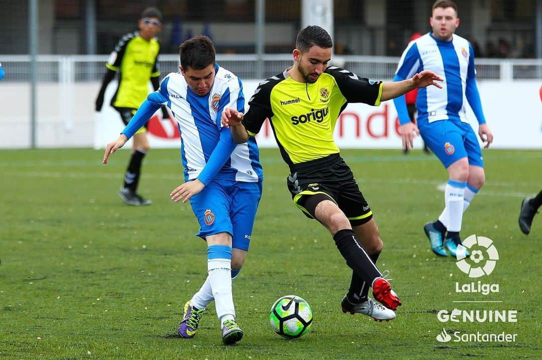 RCDエスパニョールさんのインスタグラム写真 - (RCDエスパニョールInstagram)「Sou l'orgull de tot el club, @RCDESpecial! ⚪🔵 - 😃 COMPAÑERISMO 😊 SUPERACIÓN 💙 ACTITUD 🤗 ESFUERZO ¡Otro fin de semana fantástico para nuestro Espanyol Special y para todos los futbolistas de #LaLigaGenuine! 👏👏👏 - #RCDE | #Volem | #EspanyoldeBarcelona」4月8日 20時55分 - rcdespanyol