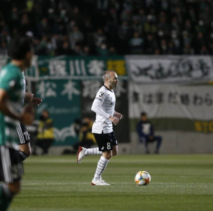 アンドレス・イニエスタさんのインスタグラム写真 - (アンドレス・イニエスタInstagram)「⚽️💪🏻 @visselkobe_official」4月8日 21時24分 - andresiniesta8