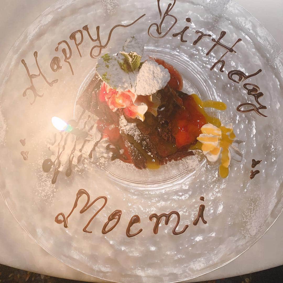長谷川萌美さんのインスタグラム写真 - (長谷川萌美Instagram)「. .  #🎂🎇 . .  #サプライズ #ケーキ #ありがとう #bff」4月8日 21時38分 - moemi_hasegawa