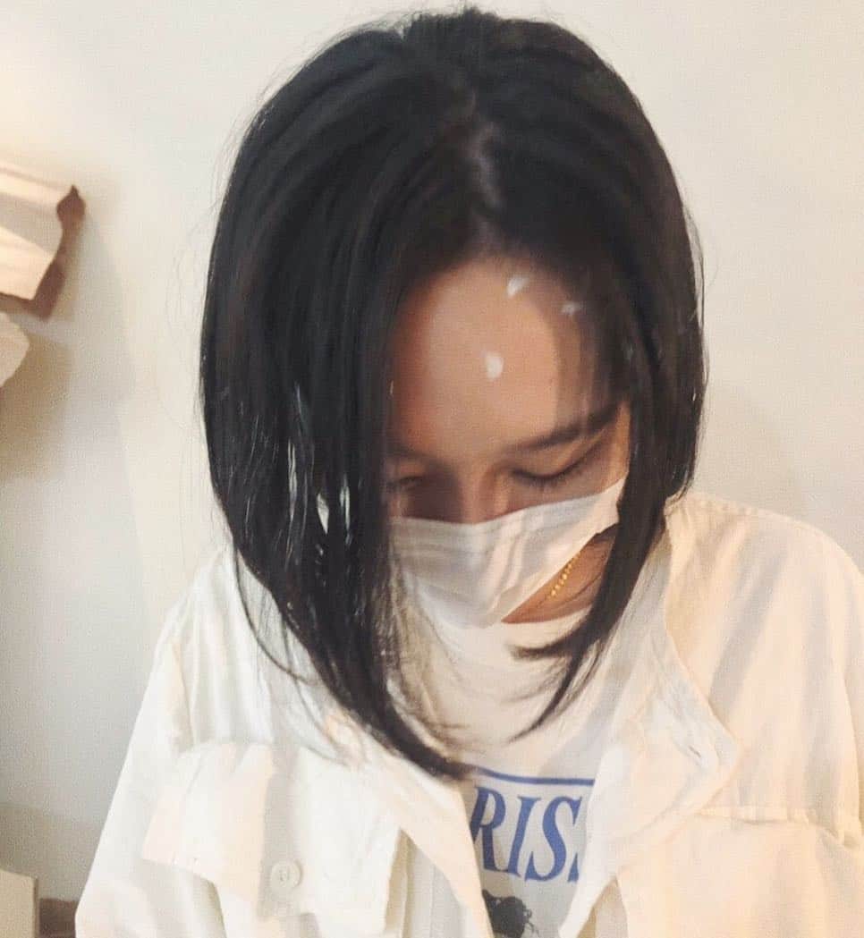 畑田萌のインスタグラム：「オープンまで約１週間となりました。 一緒に作業させてもらえてたのしい毎日😊 と同時に手伝いに来てくれたり、 気にかけてくれたり....皆さんありがとうございます。 お店すんごくかっこよくなってきました！！ 早くお披露目したいなぁ〜」