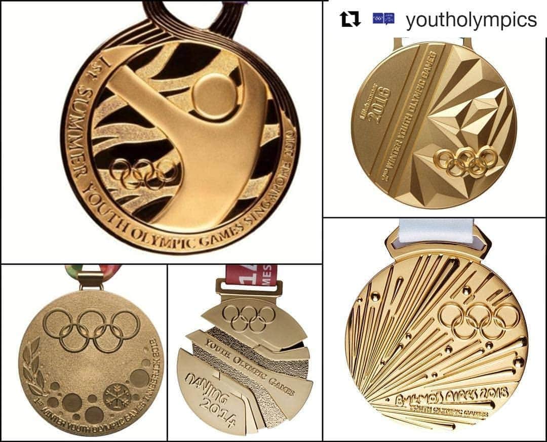 オリンピックさんのインスタグラム写真 - (オリンピックInstagram)「😱 @youtholympics ・・・ 🚨 the @lausanne2020 medal design competition closes today at midnight (GMT+1) 🚨  Follow the link in bio to submit your design before it’s too late! 😱」4月8日 21時42分 - olympics