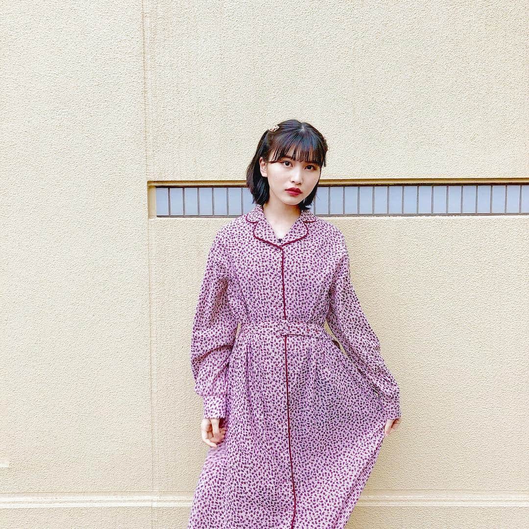 のインスタグラム：「ふくちゃん。 * * まんぷくのヒロイン ふくこさんの若い頃みたいなイメージ。 髪を明るくふわふわにして 外国の女の子みたいにもしてみたいなぁ。 * * one-piece→ #merryjenny  #握手会 #まんぷく」