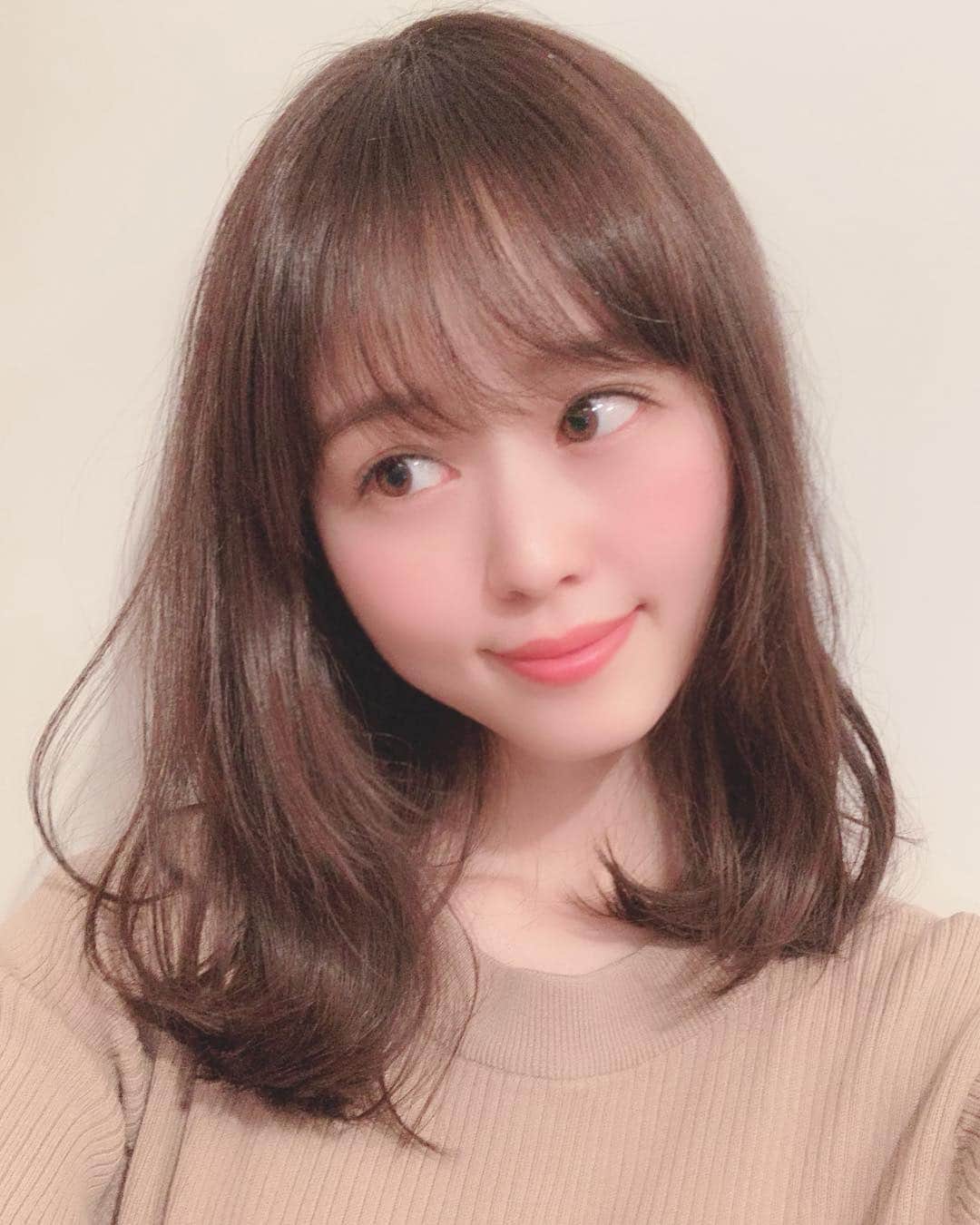 日岡なつみのインスタグラム：「今週末のリステツアーに向けて 髪をちょびっと天使色にしました👼🏻」